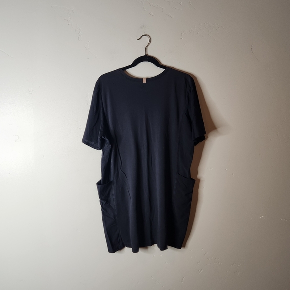 Lunya Cool Paneled Short Sleeve Dress Size Large - Picture 3 of 9